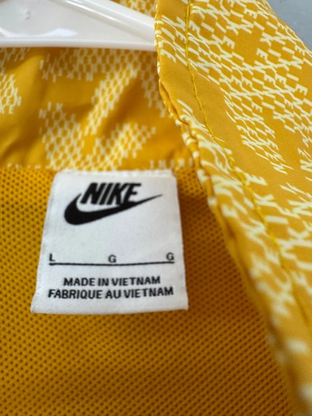 Nike Size Large Printed Yellow Daisy Floral Jacket - Picture 3 of 5